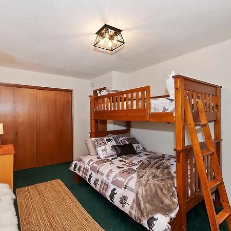 Everwood Serenity Treehouse Ontrail Head/Sledding Villa Big Bear Lake Exterior photo